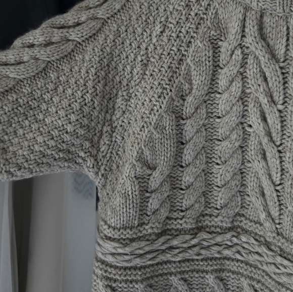 Sweater mini dress - Picture 10 of 14